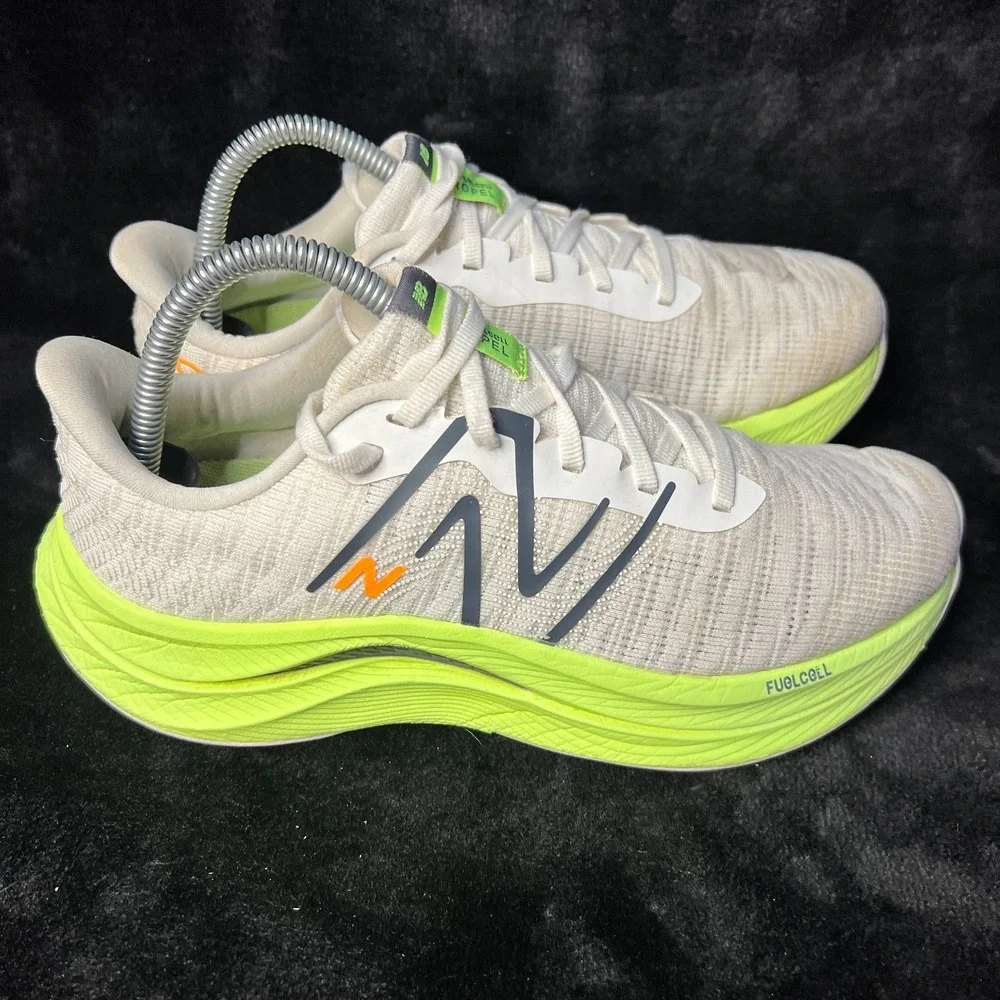 New Balance FuelCell Propel v4 WFCPRCA4 Unisex W8.5/M7 Shoes White Sneakers